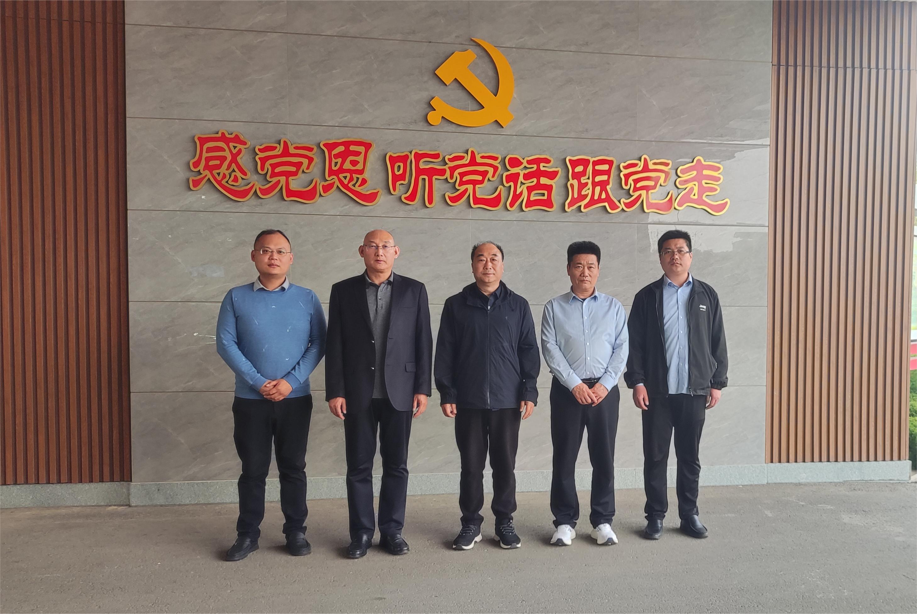 交流 | 市派华星重工机械“红领书记”李绪峰一行到翔宇参观
